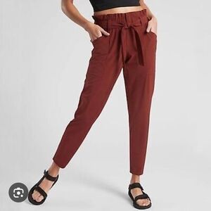 Athleta Skyline Pant II Paperbag Waist Belted Lightweight Burgundy Size 10